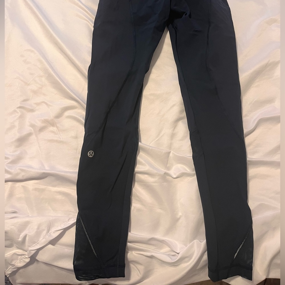 Lululemon Inspire Tight Navy Blue Mesh Leggings 26" Zip Pockets Leggings